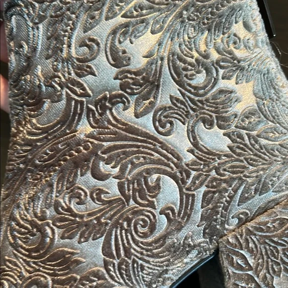 Stuart Weitzman Green Ankle Booties with Rounded Toe - Picture 2 of 14